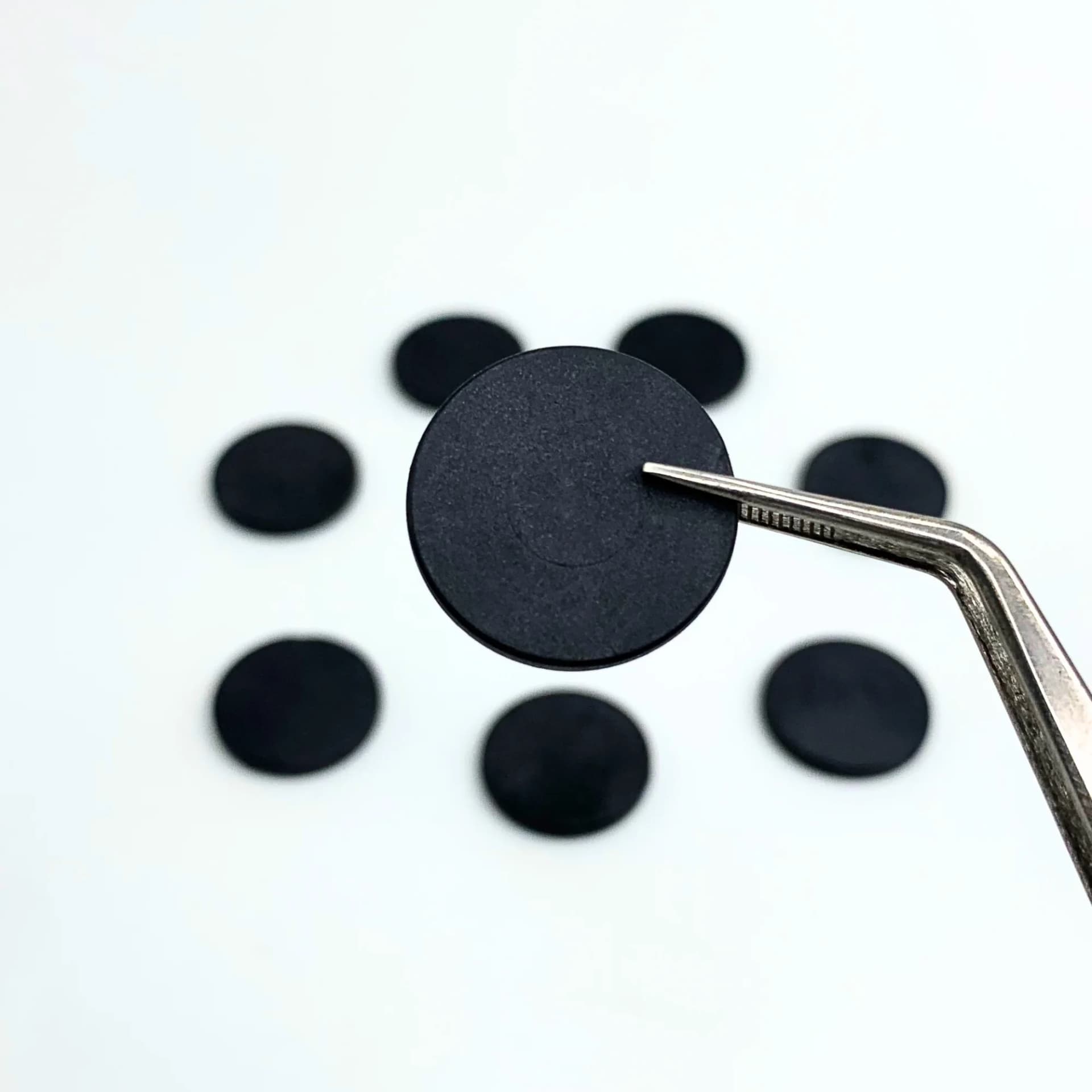 LINQS NFC NXP NTAG213 Black No-Hole Laundry Tag Button 20mm